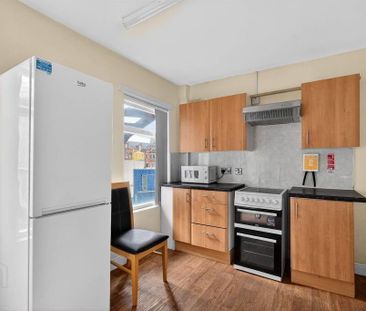 Apt 2, 3 Abercorn Street, Belfast, BT9 6AS - Photo 2