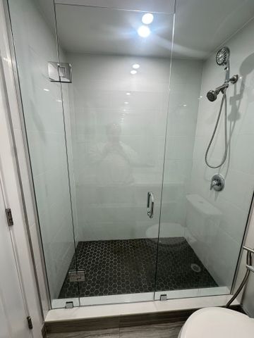 For Lease - 15 Walmer Road Unit# 105, Toronto, Ontario - Photo 3