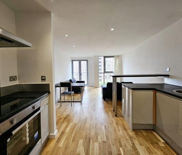 2 bedroom apartment to rent - Photo 3