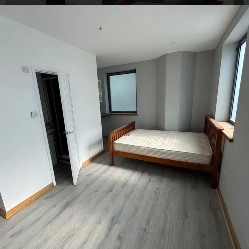 Studio Flat, Poplar, E14 - Photo 1