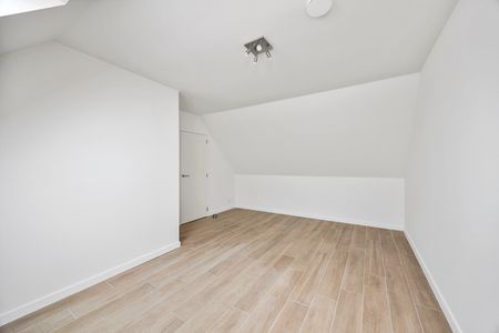 Huis voor € 1.750 - Photo 2