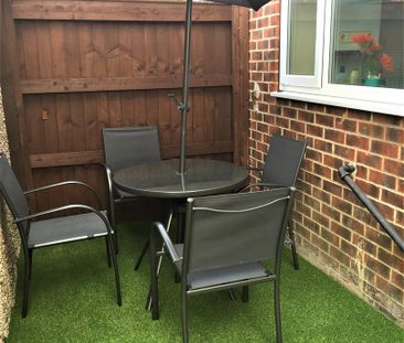 Walmsley Road, Hyde Park, LS6 1NG, Leeds - Photo 3