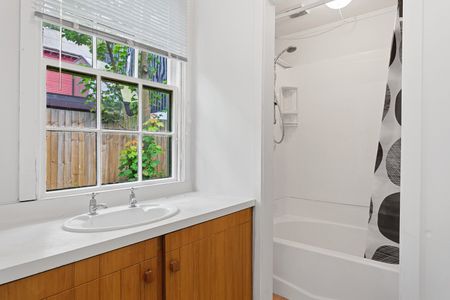 3 Bedroom Flat in Christchurch Central - 2 Carparks - Photo 2
