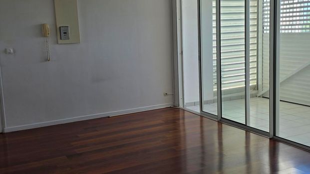 Location Appartement 3 pièces 78m² - Photo 1