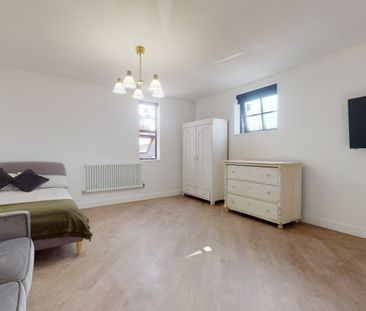 19 Frederick Street Flat 9 - Photo 5