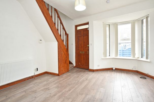 Mayfield Grove, Harrogate, HG1 5HD - Photo 1