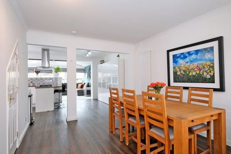 42 Castleview Avenue, AB51 0SA, Inverurie - Photo 4