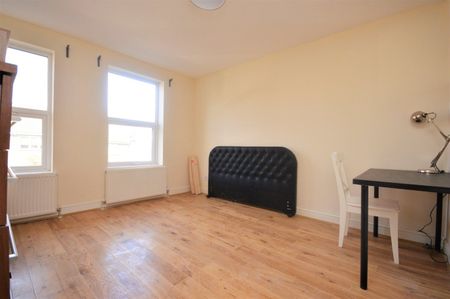 Holdenby Road, London, SE4 - Photo 3