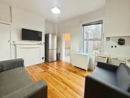 4 bedroom terraced house to rent - Photo 2