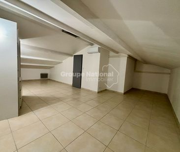 Appartement T4 de 101m2, à Jonquières Saint Vincent, - Photo 1