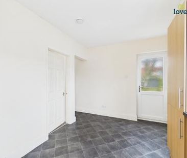 3 bedroom End of terrace house To Let - Photo 4