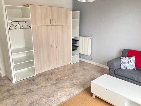 Location Appartement 1 pièce 31m² TOURS 37000 - Photo 2