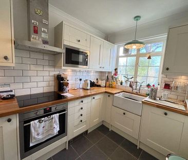 3 bedroom terraced house to rent - Photo 6