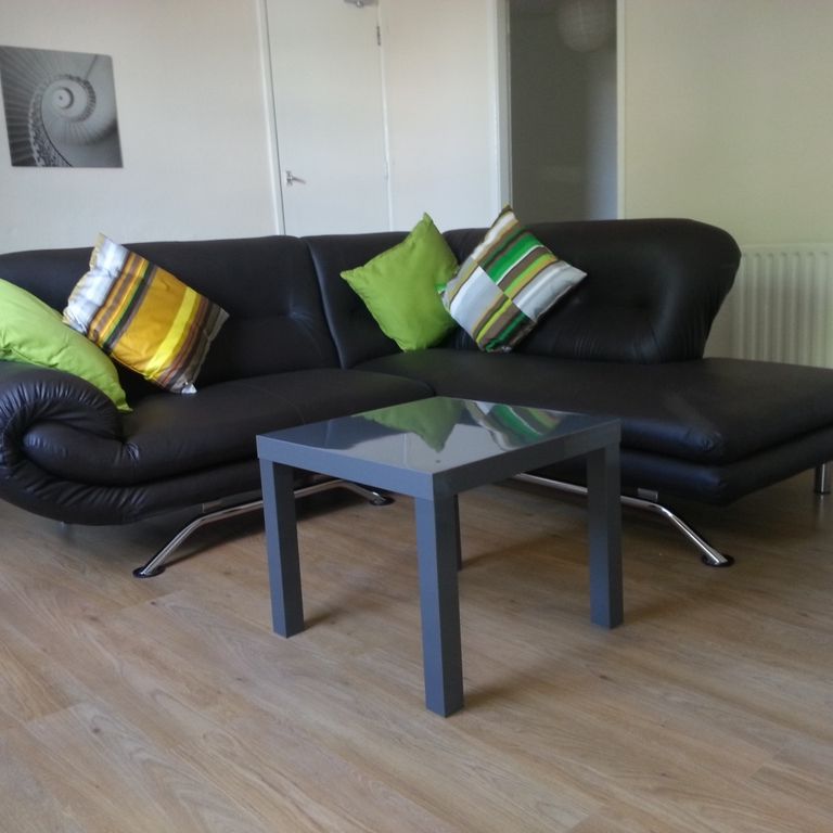 2 Bedroom Terraced To Rent in Nottingham - Photo 1