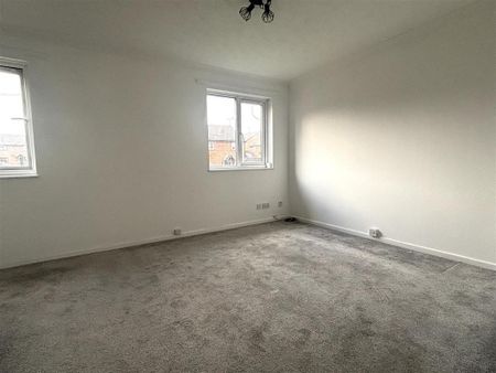 1 bedroom maisonette to rent - Photo 3