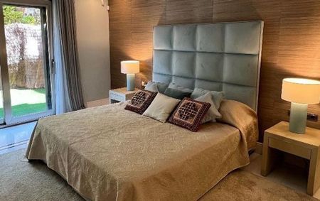 4 bedroom luxury Apartment for rent in Puerto Banus, Spain - Photo 2