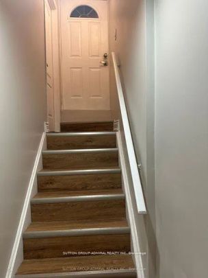 185 Red Maple Road #Basement - Photo 1