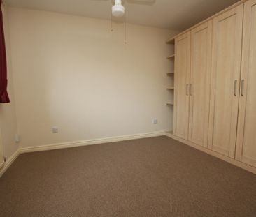 1 Bedroom BUNGALOW, Moore Lane - Photo 2