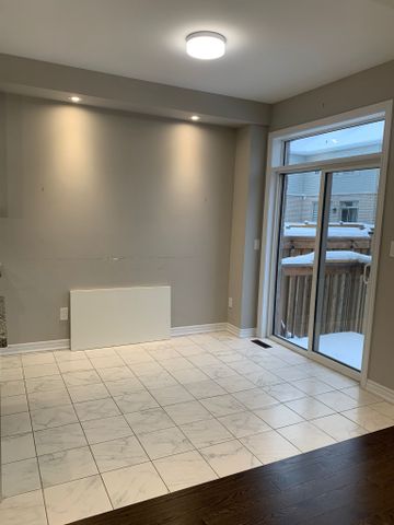 For Lease - 72 Clifford Crescent, New Tecumseth, Ontario - Photo 4