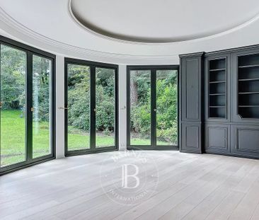 Uccle - Beautiful villa on a wooded plot - Foto 2