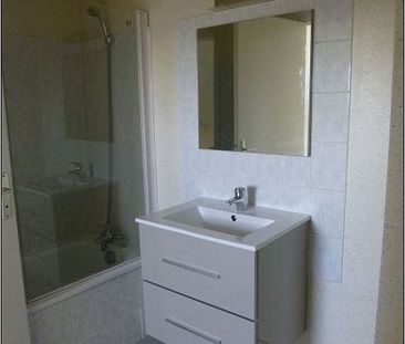 2 Pièces CHARTRES DE BRETAGNE – - Photo 2