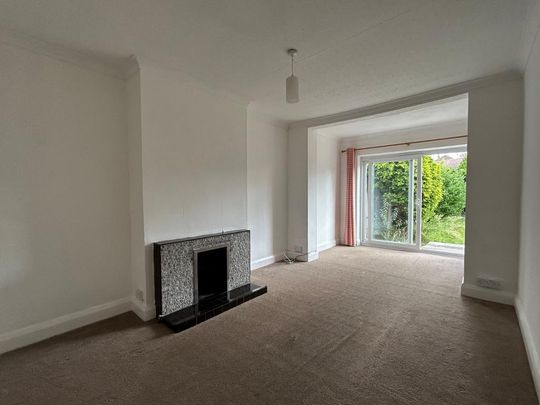 3 bedroom bungalow to rent - Photo 1