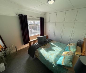 23 Springfield Drive, Belfast, BT12 7EL - Photo 5