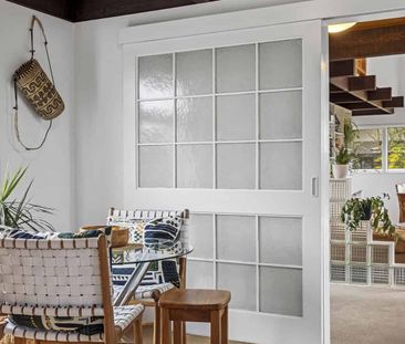 Sunny 3 Bedroom in Merivale - Photo 2