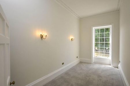 3 bedroom apartment to rent - Photo 2