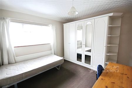 Southway, Guildford, GU2 8DT - Photo 3