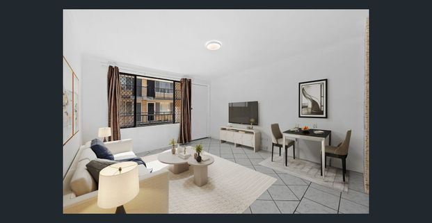 Inner-City Convenience at Your Doorstep - Photo 1