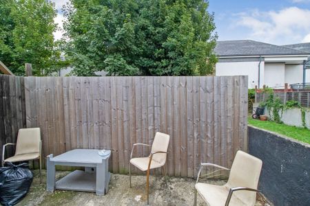 2 bedroom maisonette to rent East Street, Southend On Sea, SS2 - Photo 2