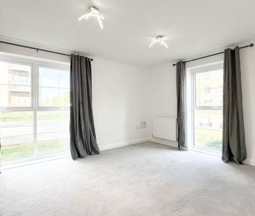 2 bedroom Flat To Let - Photo 6