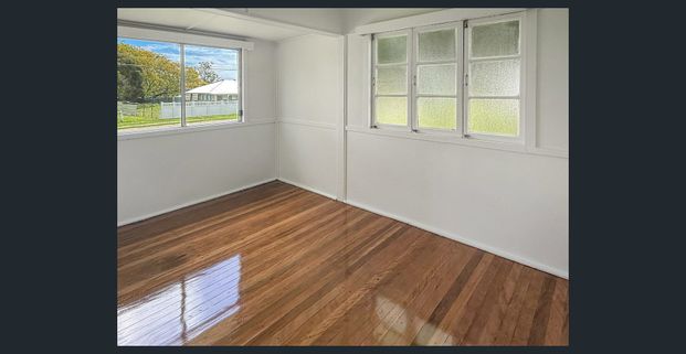 Easy Living in the Heart of Rosewood - Photo 1