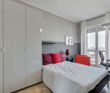 Viale Evaristo Stefini, Milan, Lombardy 20125 - Foto 1