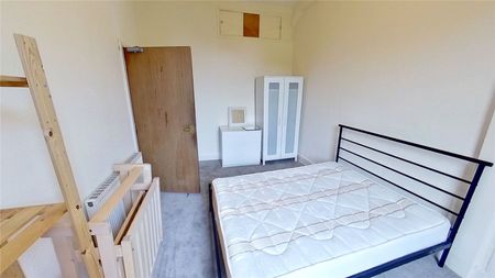 3 bedroom apartment to rent - Photo 5