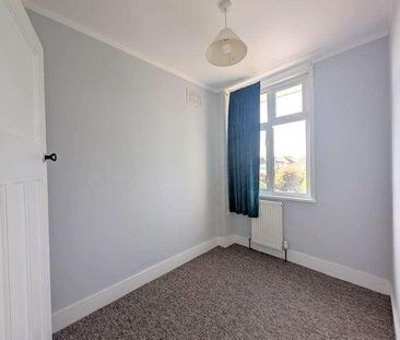 Buckingham Avenue, Feltham, TW14 - Photo 3