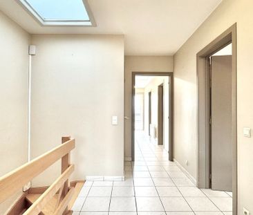 Appartement te huur in Sint-Eloois-Vijve voor € 850 met 1 slaapkamer - Foto 4