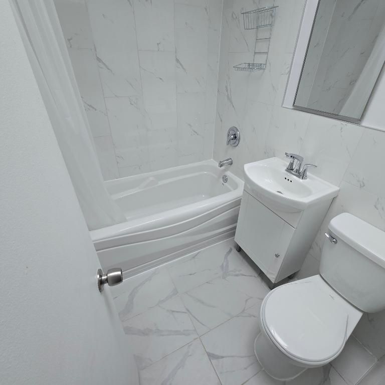 3 1/2 For rent / 3 1/2 À louer - Photo 1