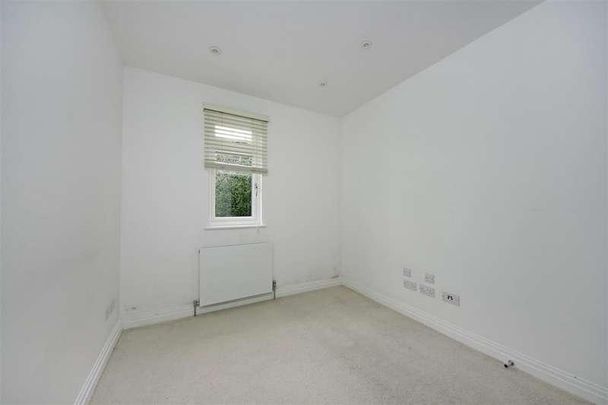 Argyle Road, W13 - Photo 1