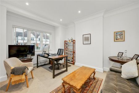 4 bedroom semi-detached house to rent - Photo 2