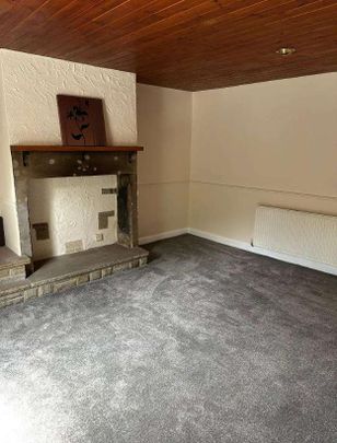 The Combs, Thornhill, Dewsbury, West Yorkshire, WF12 - Photo 1