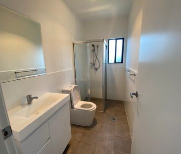 Spacious Granny Flat - Water Included - Photo 4