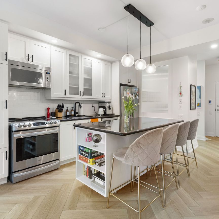 For Lease - 20 Scrivener Square Unit# 305, Toronto, Ontario - Photo 1