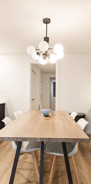 3½ Moderne à Longueuil – Rénové, Climatisé, WiFi Inclus - Photo 1
