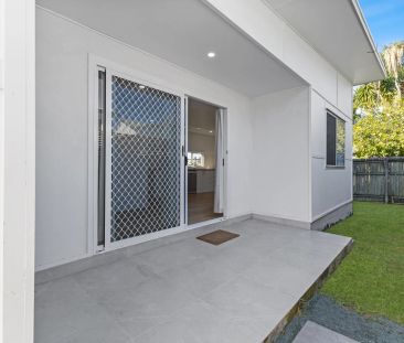 Private flat with own entrance and yard - Photo 5