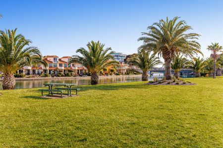 Your Dream Lakeside Retreat - Just Moments from the Water! - Photo 4