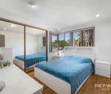 Single Level Residence in Prime Location! - Photo 5