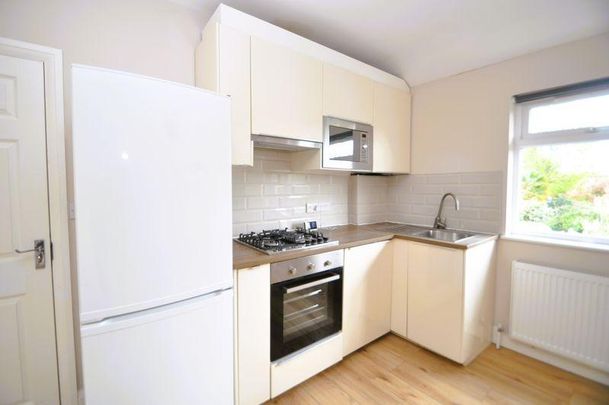 1 bedroom flat to rent - Photo 1