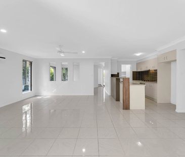 8 Filey Court, Berrinba QLD 4117 - House For Rent | Domain - Photo 3